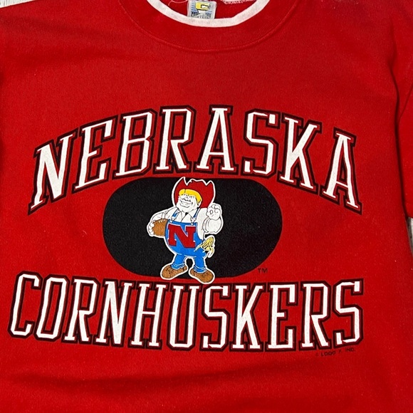 Vintage 1980s Nebraska Cornhuskers Red Sweatshirt Football Basketball 80s - Picture 3 of 7